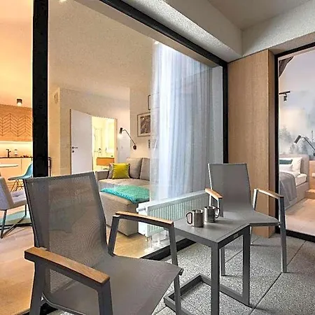 Aparthotel Vislow 4*