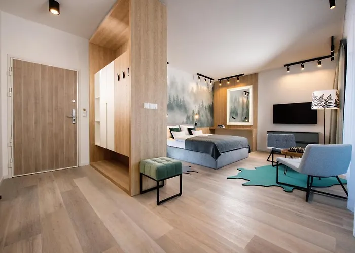 Vislow Aparthotel 4*