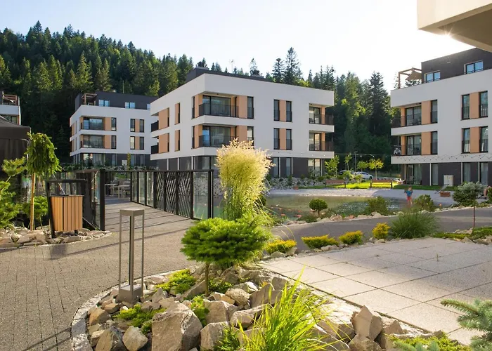 Vislow Aparthotel 4*